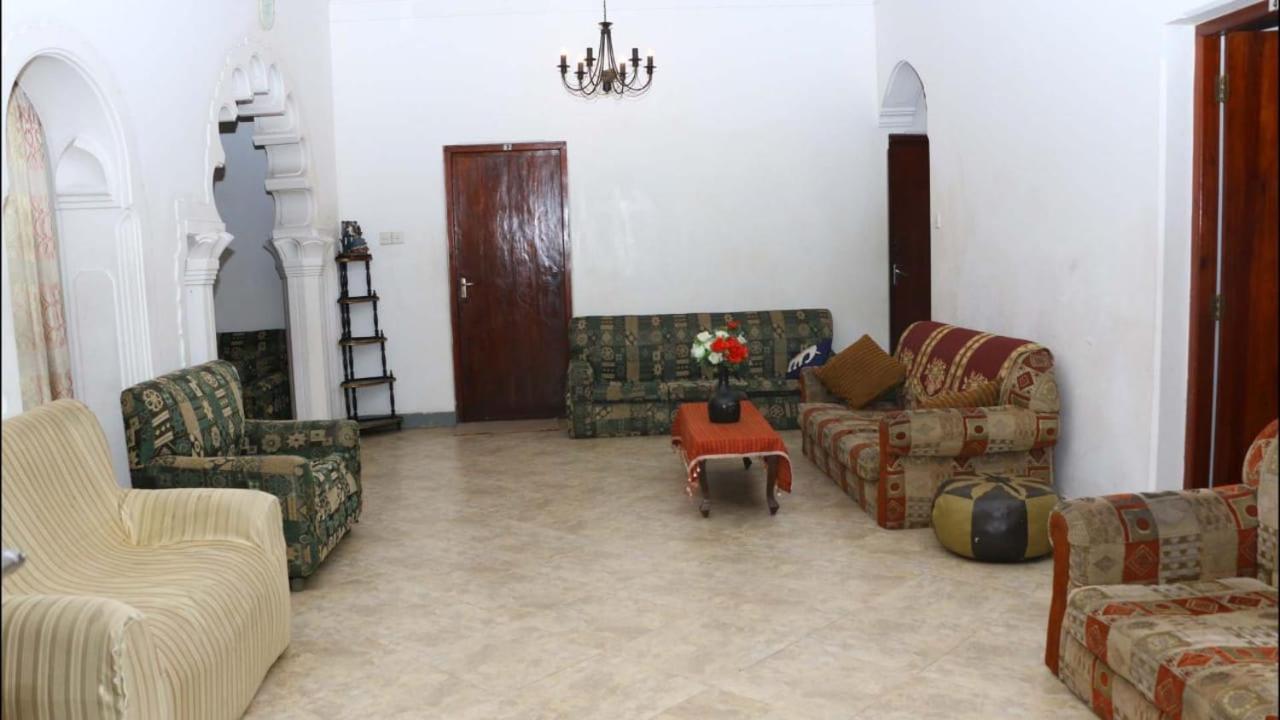 Suisse Villa Kandy Extérieur photo