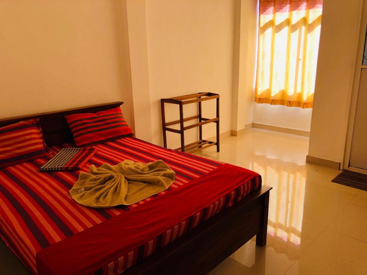 Suisse Villa Kandy Extérieur photo
