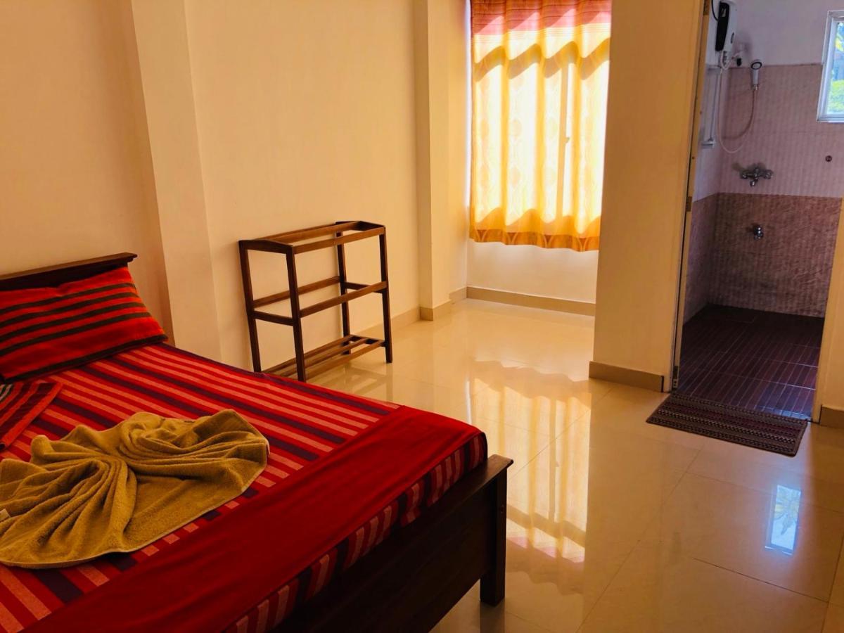 Suisse Villa Kandy Extérieur photo