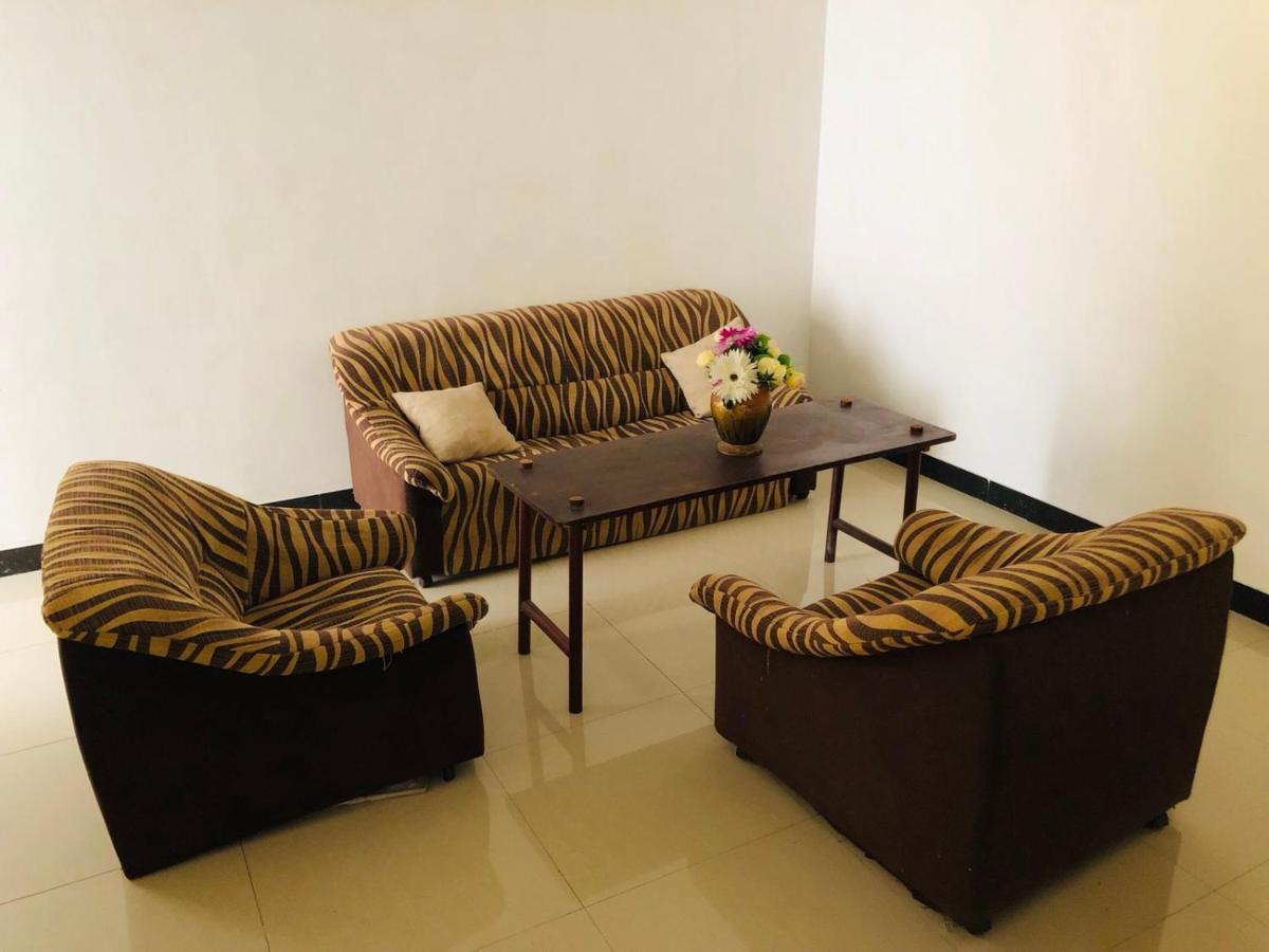 Suisse Villa Kandy Extérieur photo