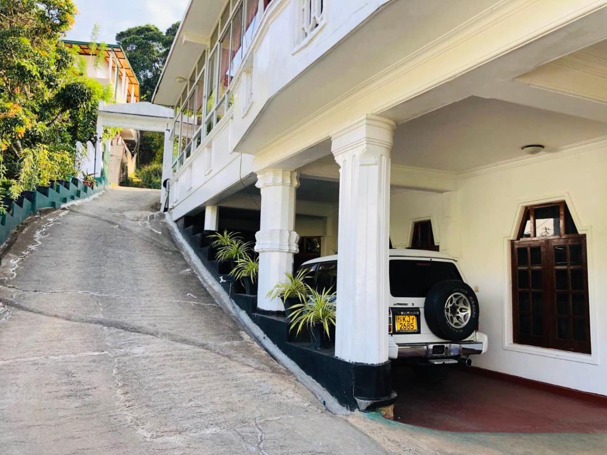 Suisse Villa Kandy Extérieur photo